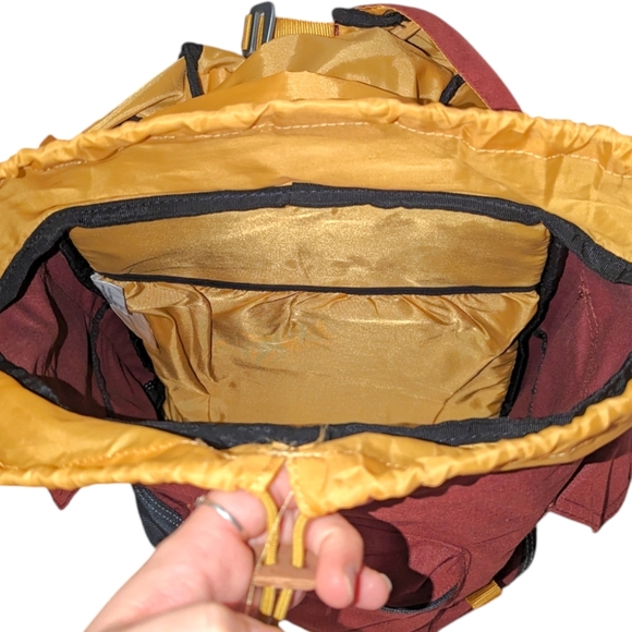 Eddie Bauer Backpack Bygone 25L Hiking Outdoors Multiple Pockets Red Yellow - Picture 6 of 11